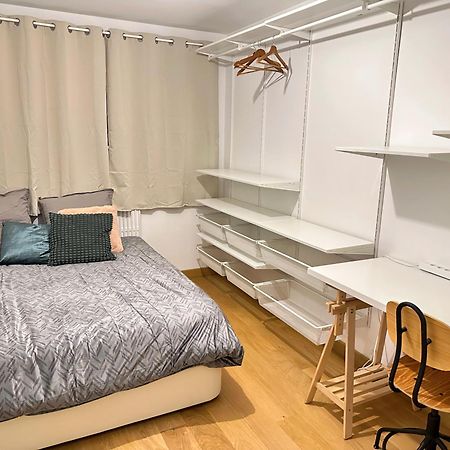 Cozy 3 Bedroom Apartment Dans Republique Paris Exterior photo